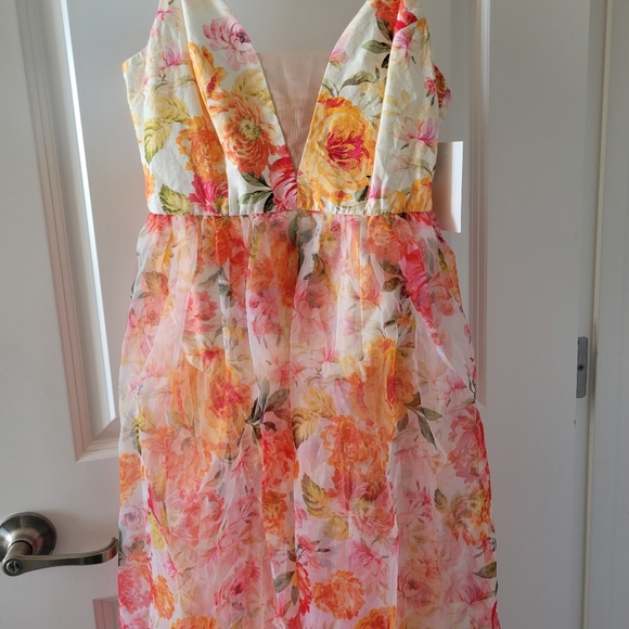 Peony maxi dress - Picture 7 of 11
